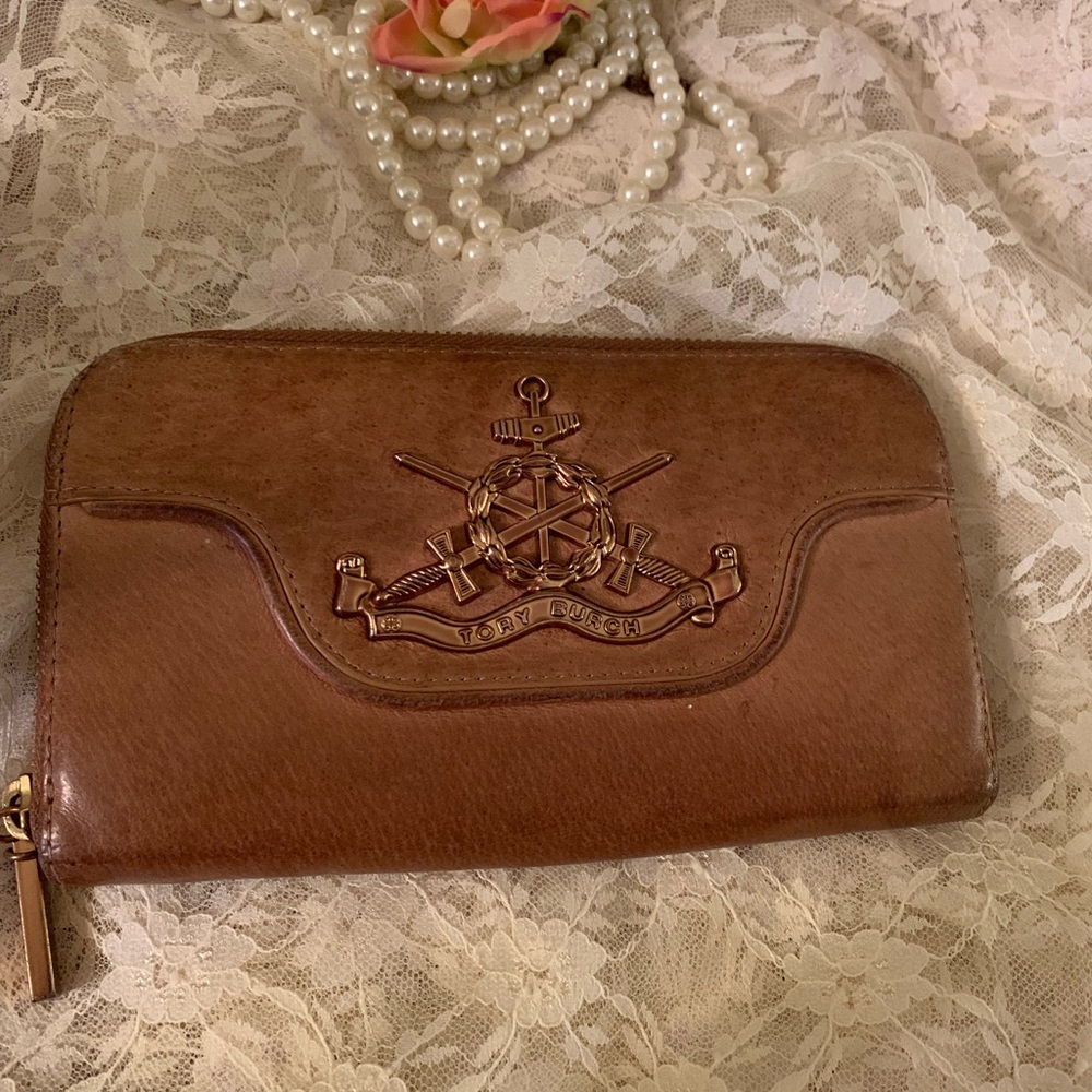 TORI BURCH TAN LEATHER VINTAGE WALLET
